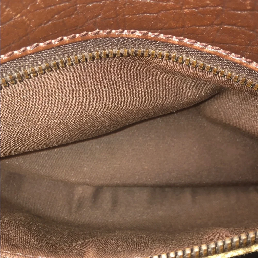 GUCCI GG Supreme Beige Monogram Canvas Messenger Bag with Brown Leather Trim